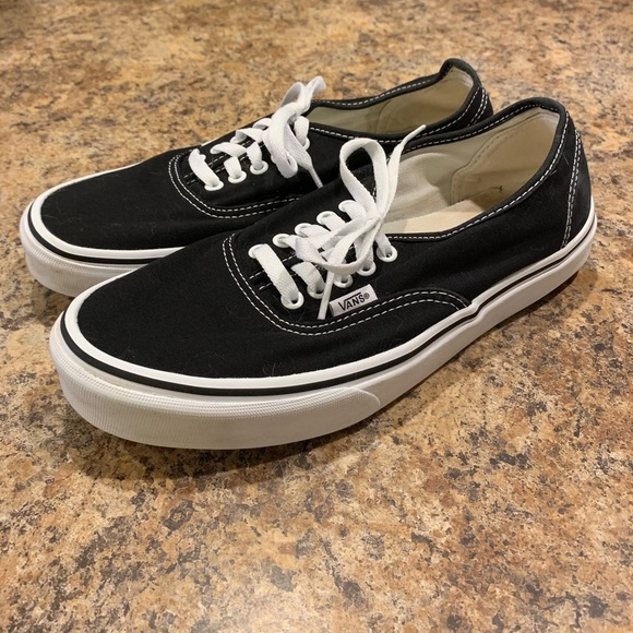 Vans Shoes - Vans Classic Lace Up Sneakers Womens Sz 10.5/mens Size 9 Black Canvas Shoes NICE